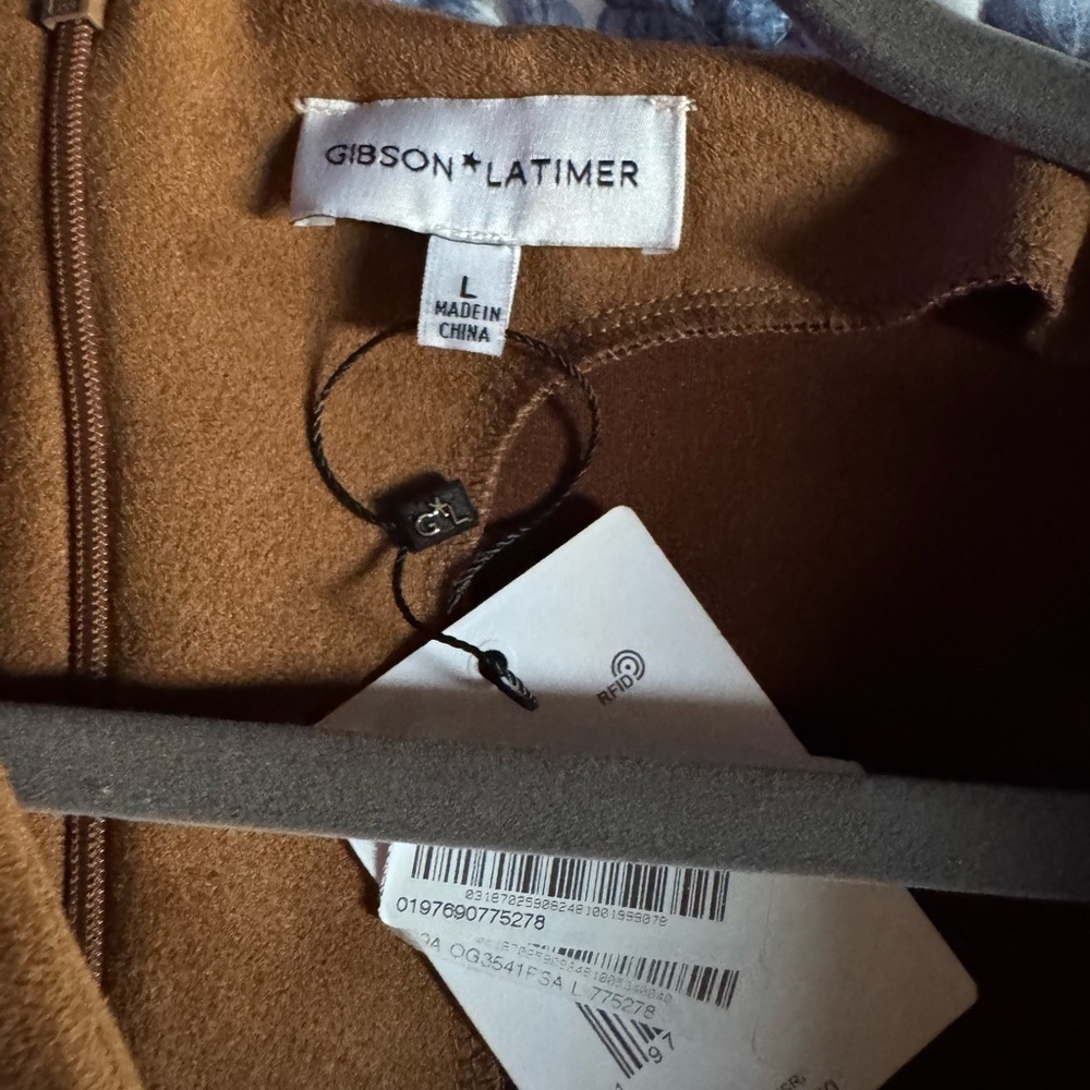 Gibson & Latimer Elegant Brown faux suede Dress - Picture 4 of 7